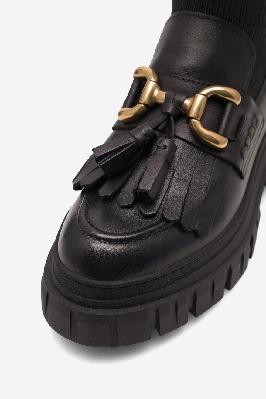 
                Боти Badura ЧЕРЕН - 5905588142300