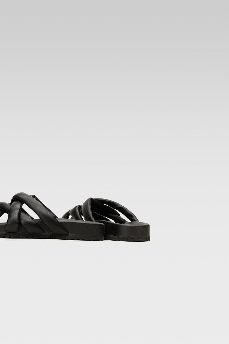 
                Шльопанець Jenny Fairy ЧОРНИЙ - 5904248681296