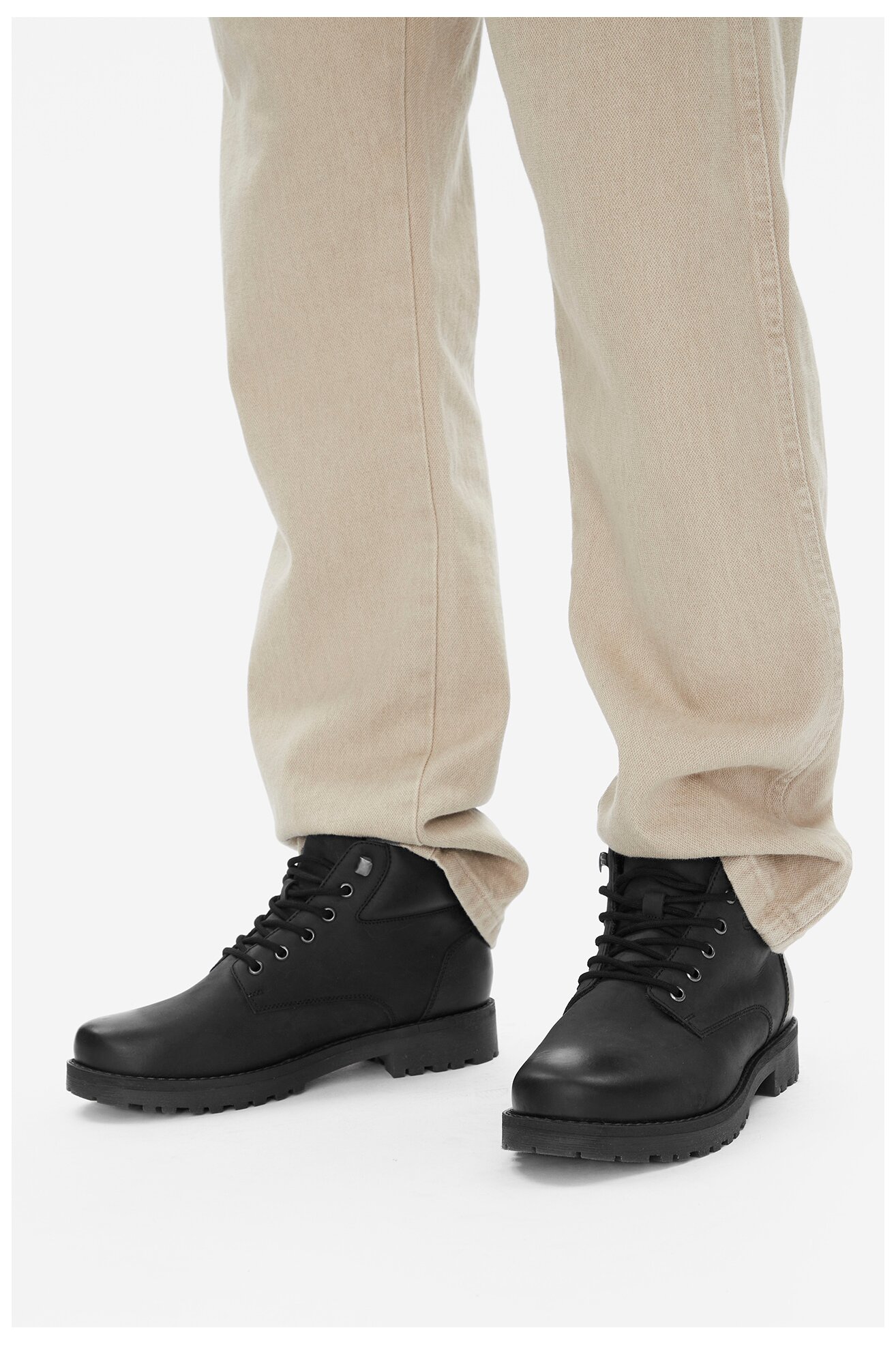 Csizma Badura CEO-BOWER-18 MI08 FEKETE