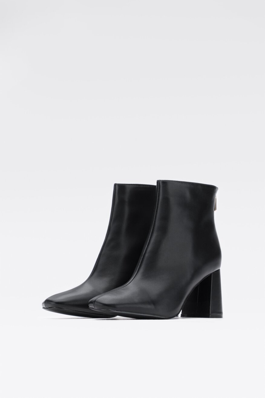 
                Jenny Fairy - Botki na obcasie czarne - 5903698258263