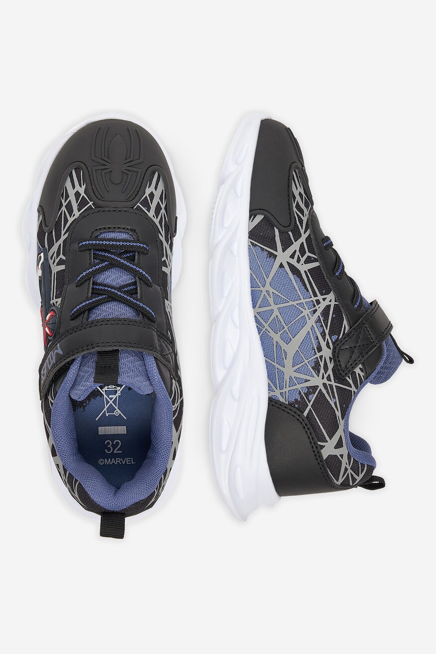 
                Spider-Man - Sneakersy z migającymi diodami - 5906751197646