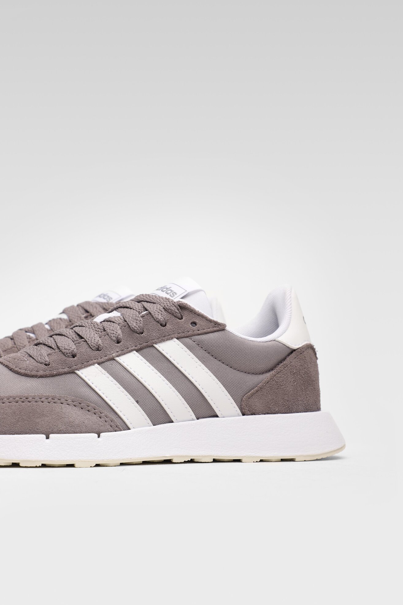 Încălțăminte sport adidas RUN 60S 2.0 H00319 GRI