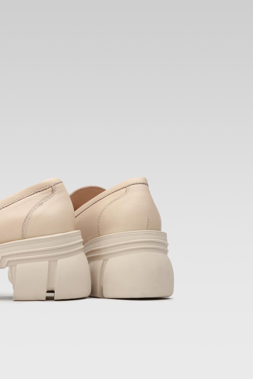 
                Badura - Loafersy skórzane - 5904862850481