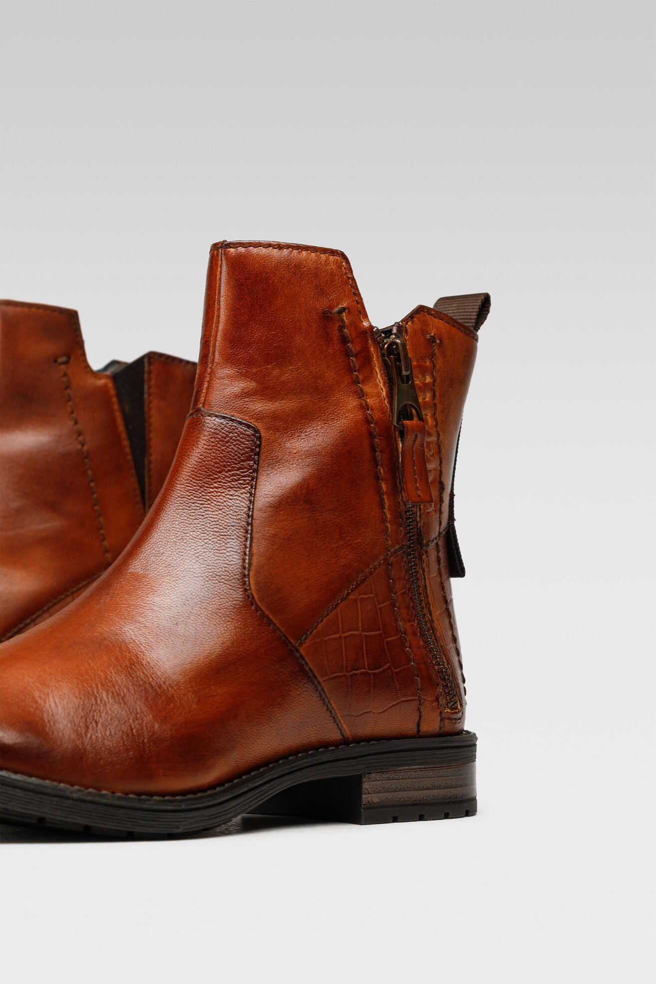 Botki Bugatti 415-86339-4000-6383 Brązowy