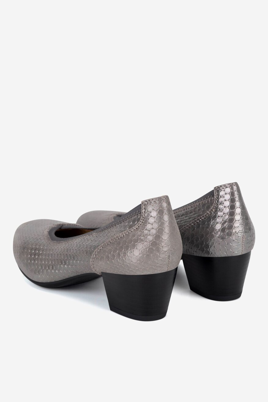 
                Körömcipő Lasocki SZÜRKE - 5905588565499