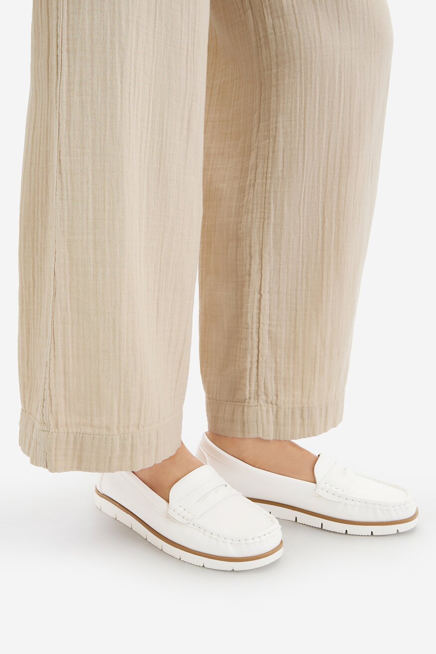 
                Mokasine Go Soft BELA - 5906751709115