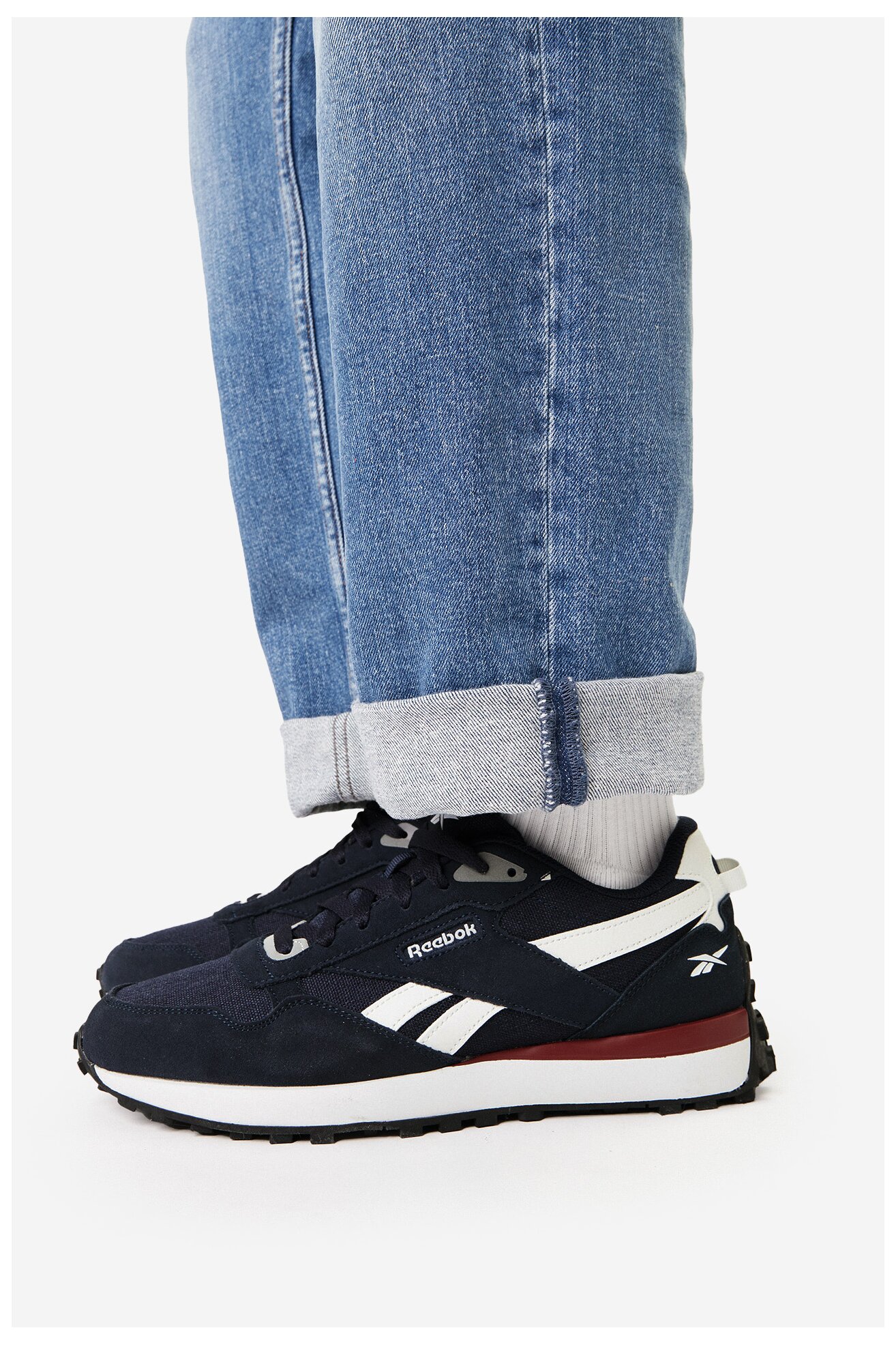 Sportcipő Reebok CEO-DRIVE AR30296MDW SÖTÉTKÉK