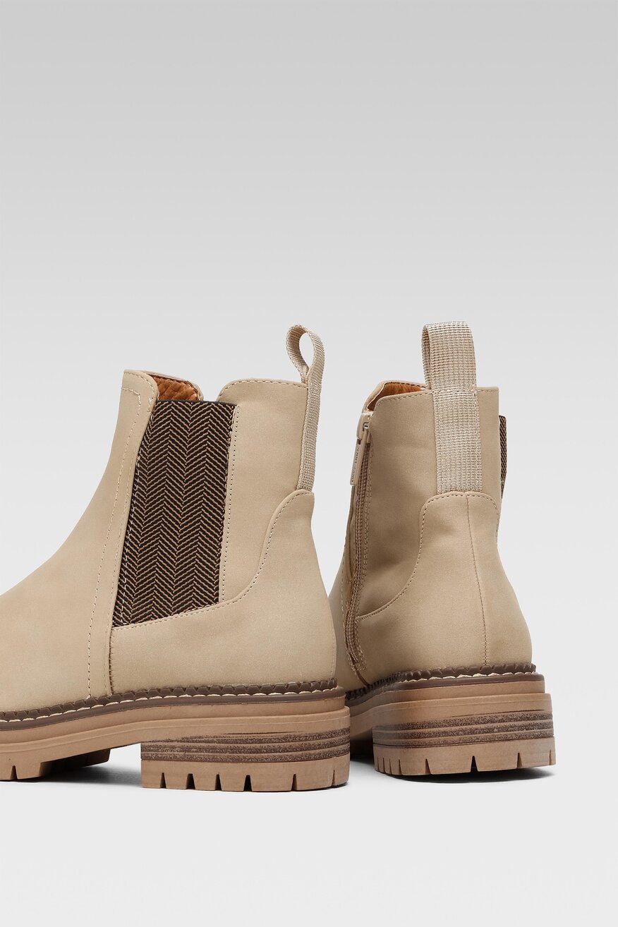 
                Боти Jenny Fairy БЕЖОВ - 5904862221236