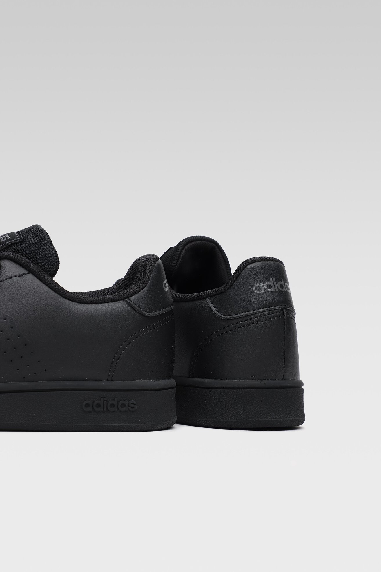 Sportska obuća adidas ADVANTAGE K EF0212 CRNA