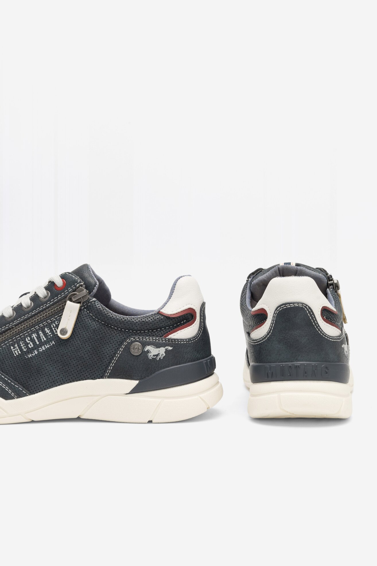 Sneakerși Mustang 4138-309 BLEUMARIN