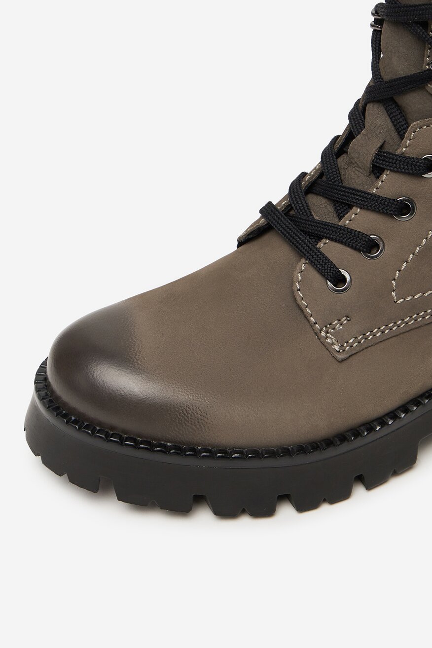 
                Csizma Lasocki SZÜRKE - 5906751288719