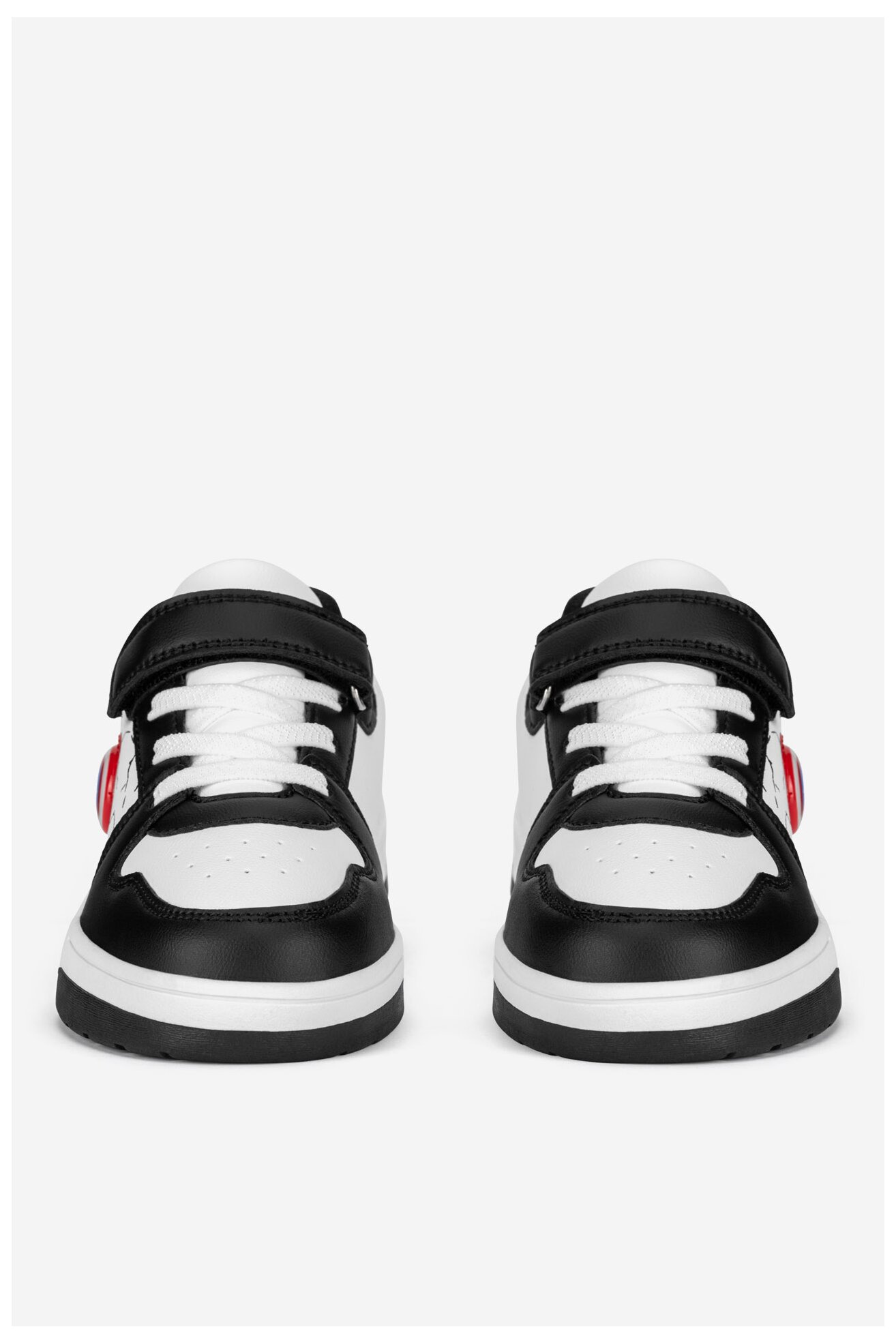 Спортни обувки Avengers BIC-AW24-309AVMV ЧЕРЕН