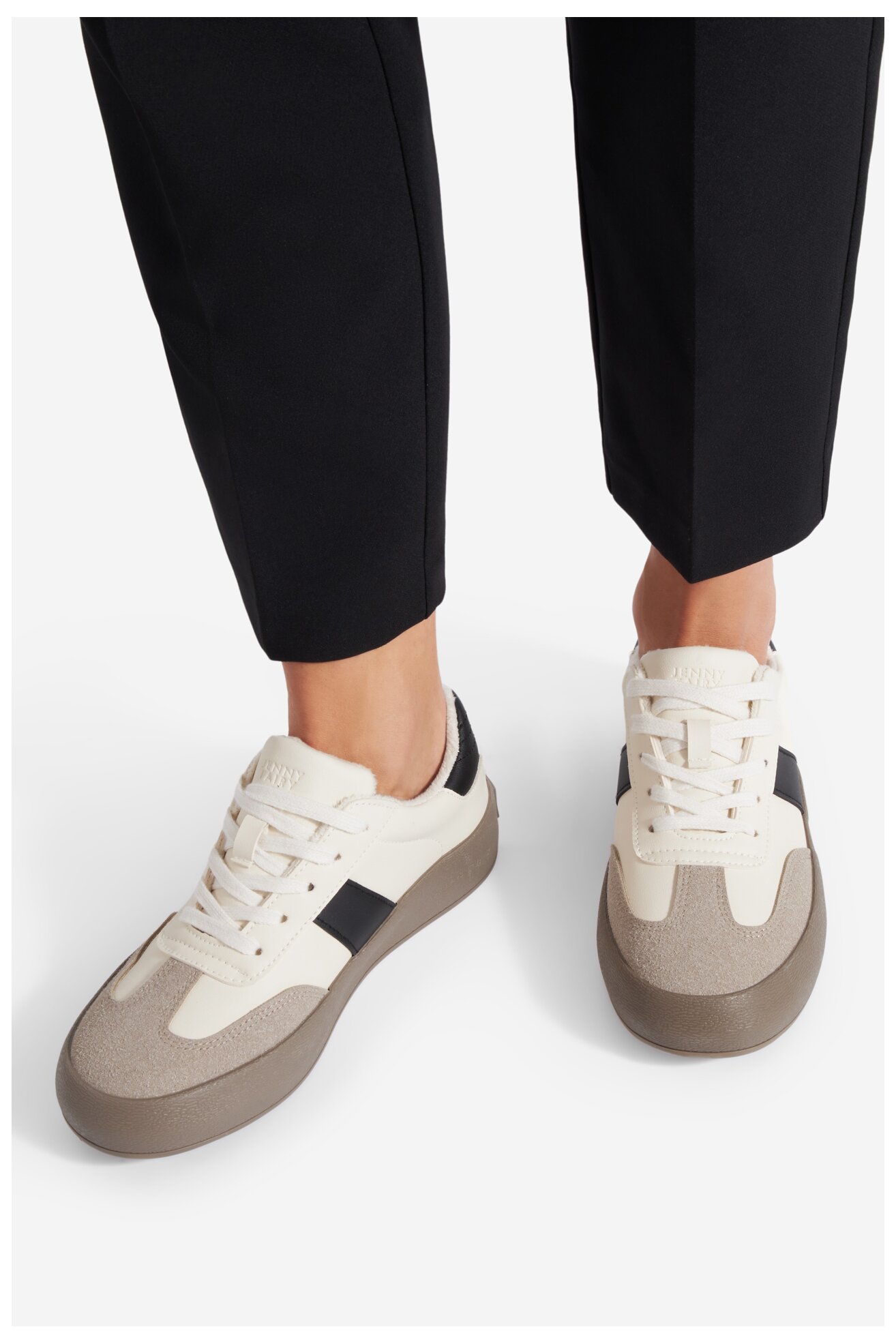 Сникърси Jenny Fairy WFA3012-1 БЕЖОВ