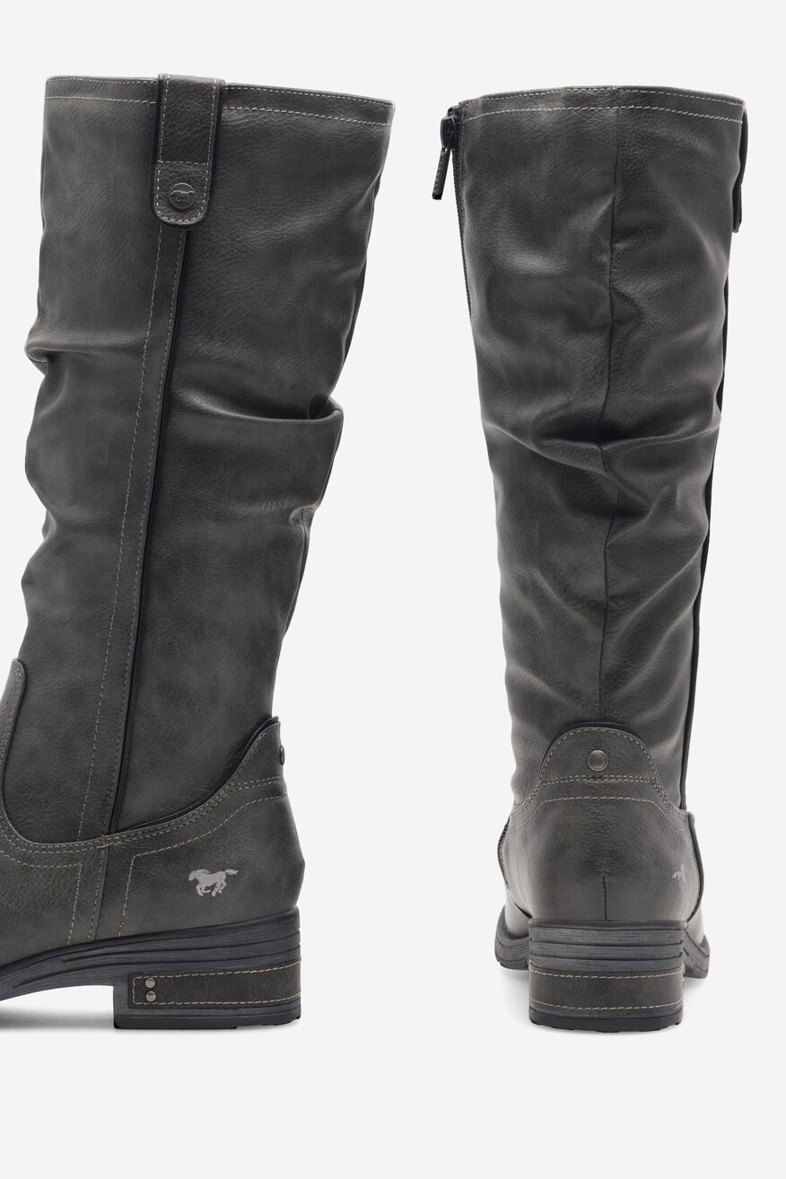 
                Ботуши Mustang СИВ - 5905588859994