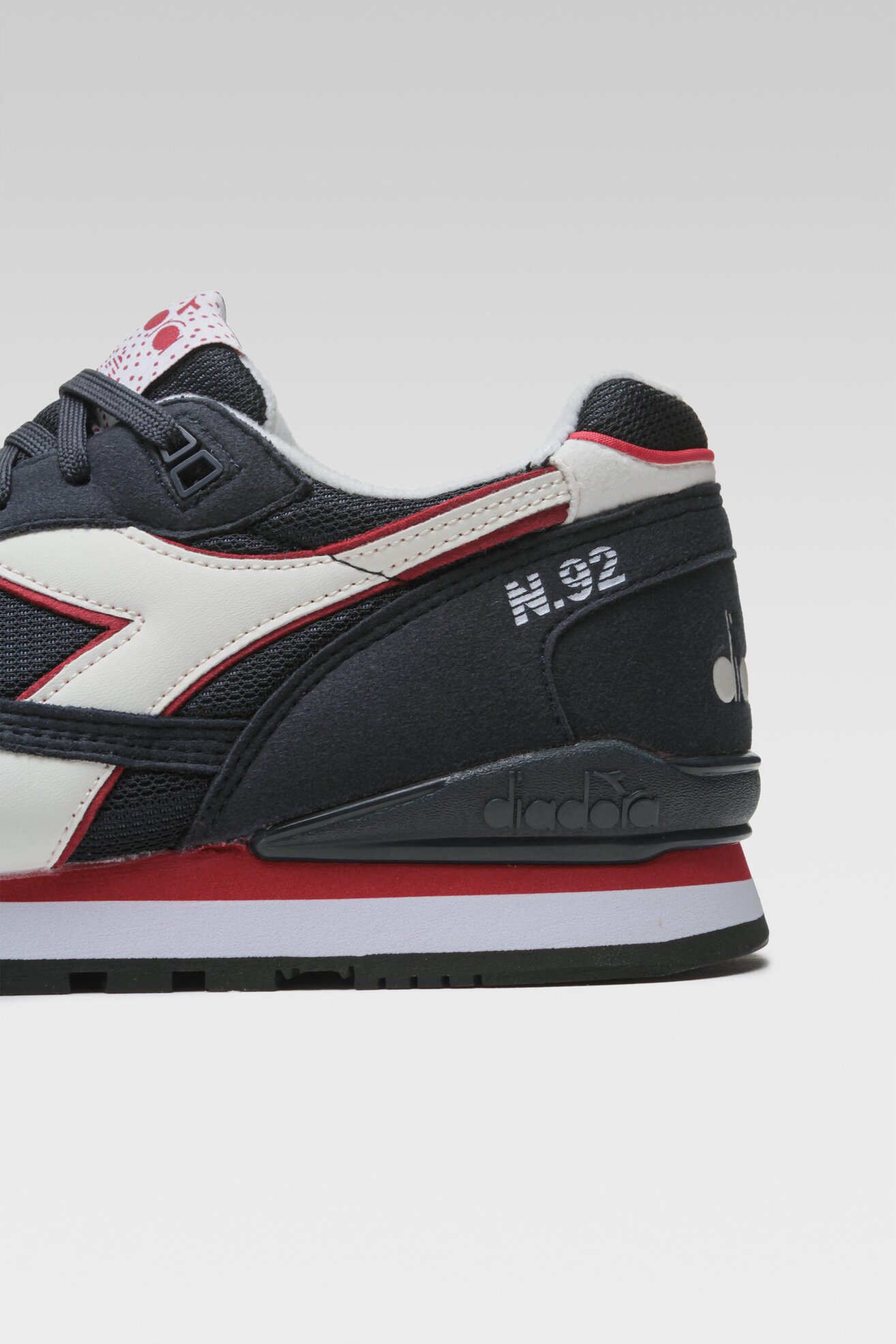 Кросівки спортивні Diadora N.92 DD-101.173169-60052 ТЕМНО-СИНІЙ