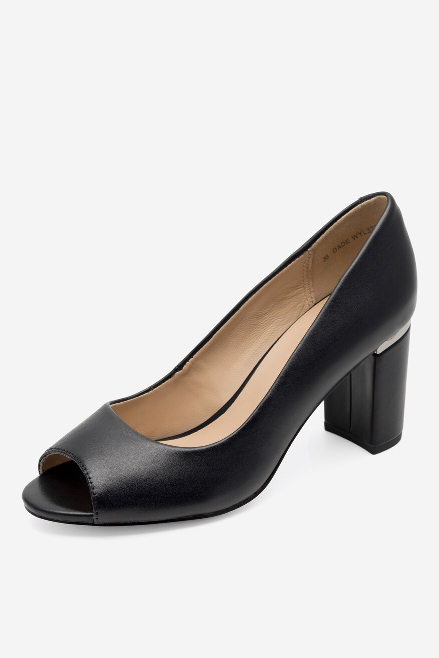 
                Lasocki - Skórzane sandały czarne - 5904862501093