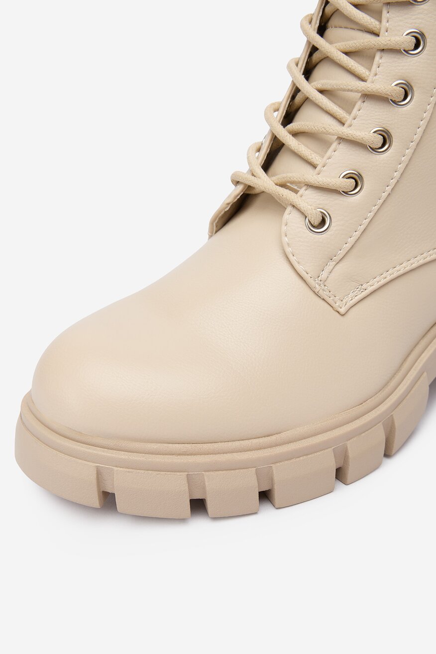 
                Bocanci DeeZee BEJ - 5904410885804