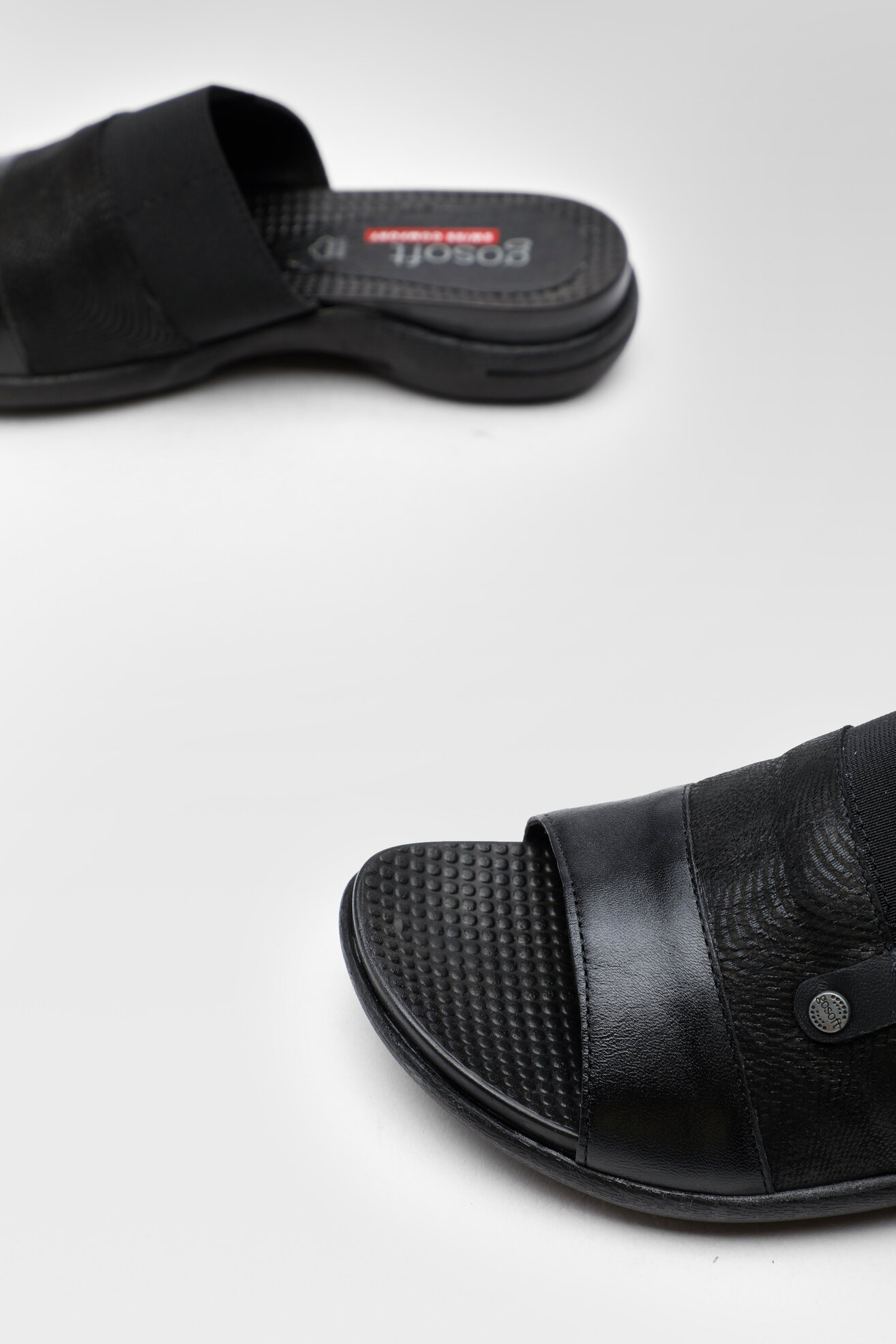 Klapki Go Soft WI16-5702-04 Czarny