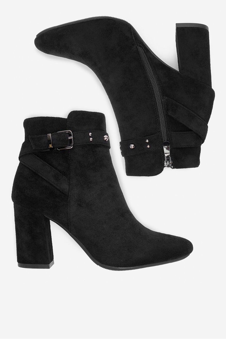 
                Боти DeeZee ЧЕРЕН - 5904410915549