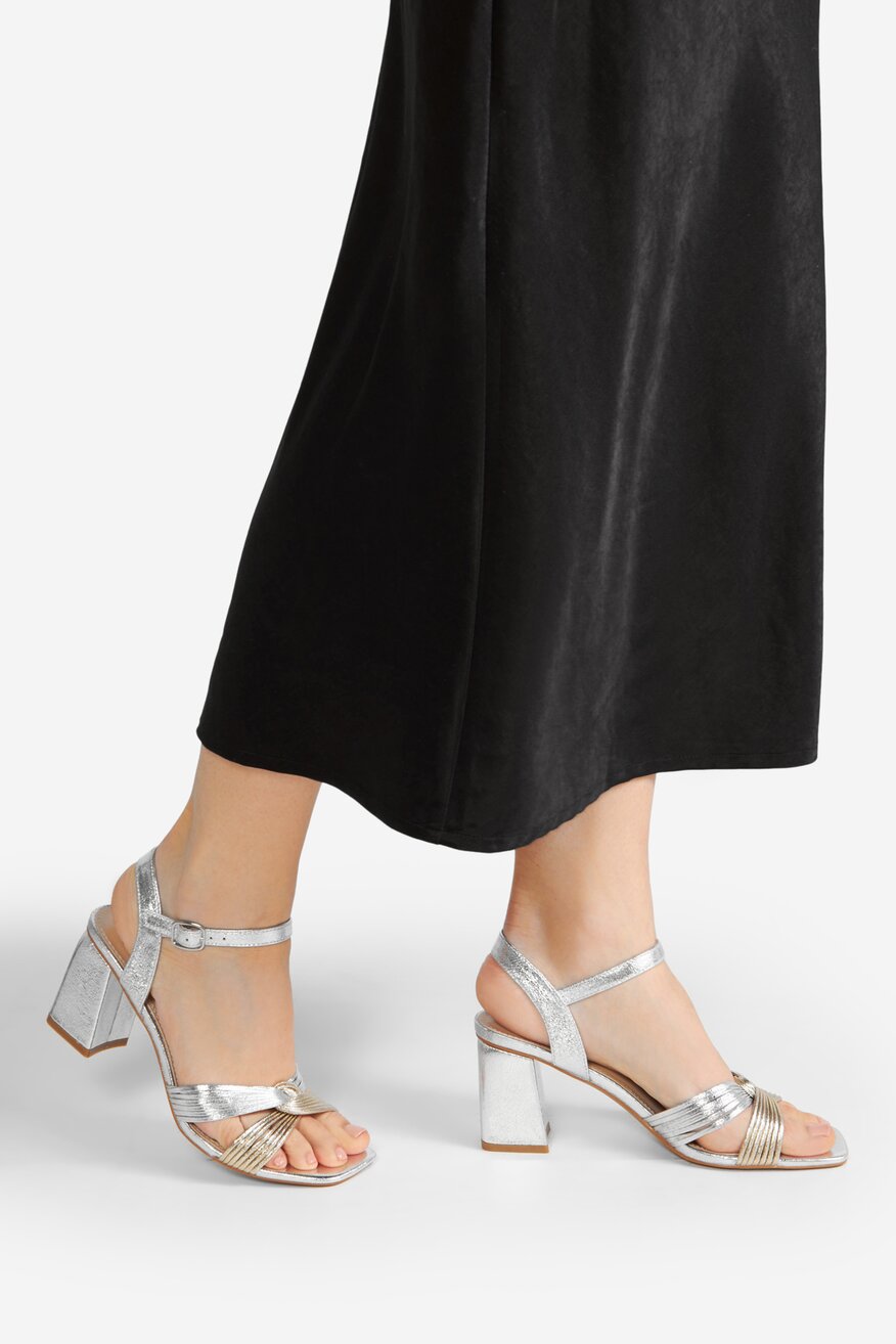 Jenny - Sandały na słupku - 5904862293851