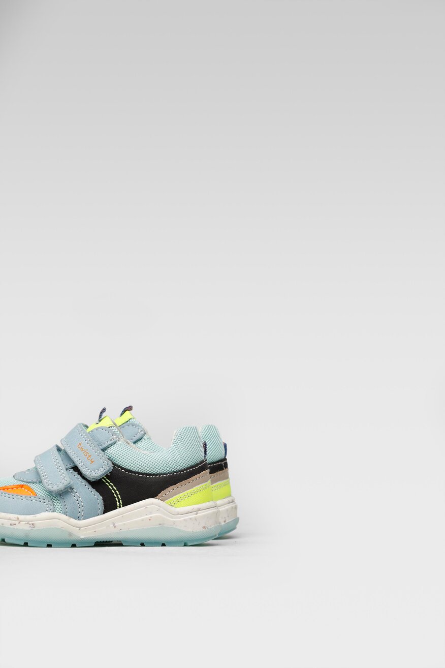 Twisty - Skórzane sneakersy niebieskie - 5904248340292