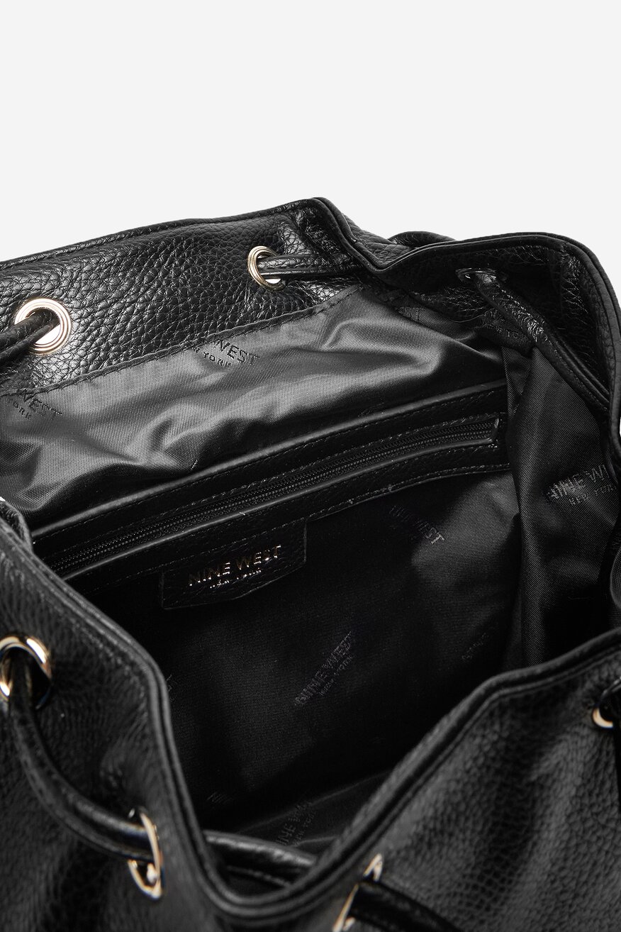 
                NINE WEST - Średni plecak miejski - 5906751397015