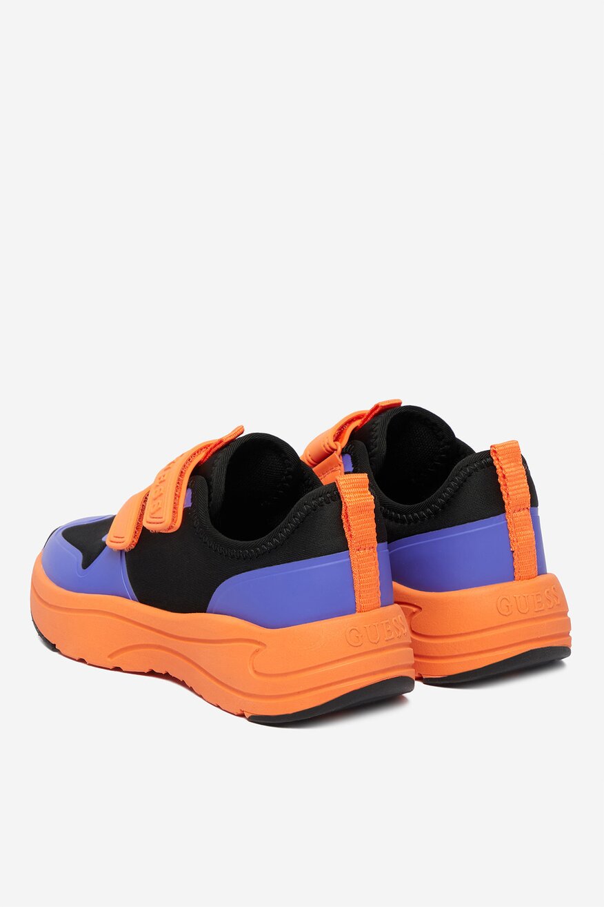 
                Кросівки GUESS KIDS ЧОРНИЙ - 5906751754788