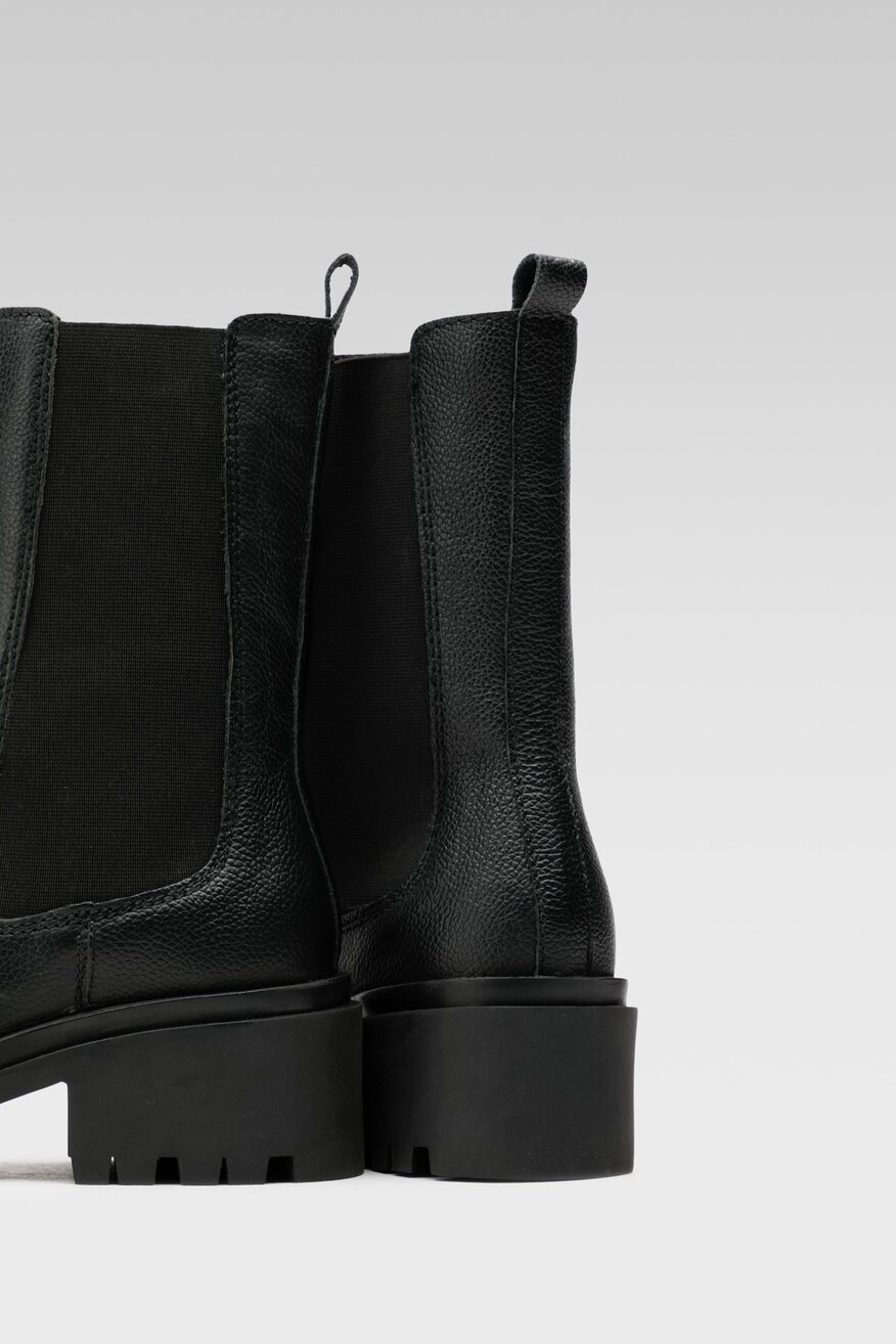 
                Ghete Lasocki NEGRU - 5904248963026