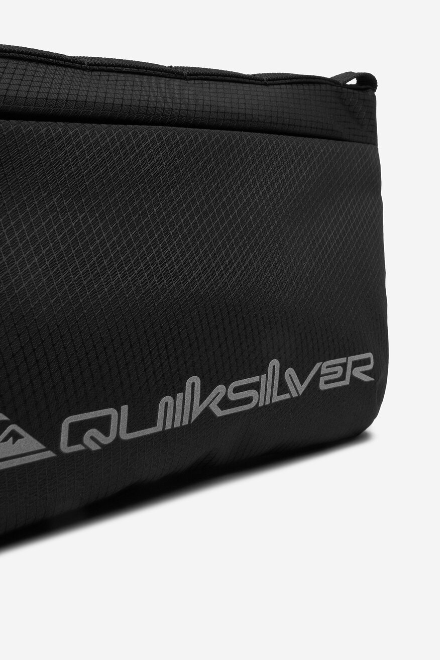 
                        Дамска чанта QUIKSILVER CEOWB-QUIC-F-003-09 ЧЕРЕН - 5906751718131