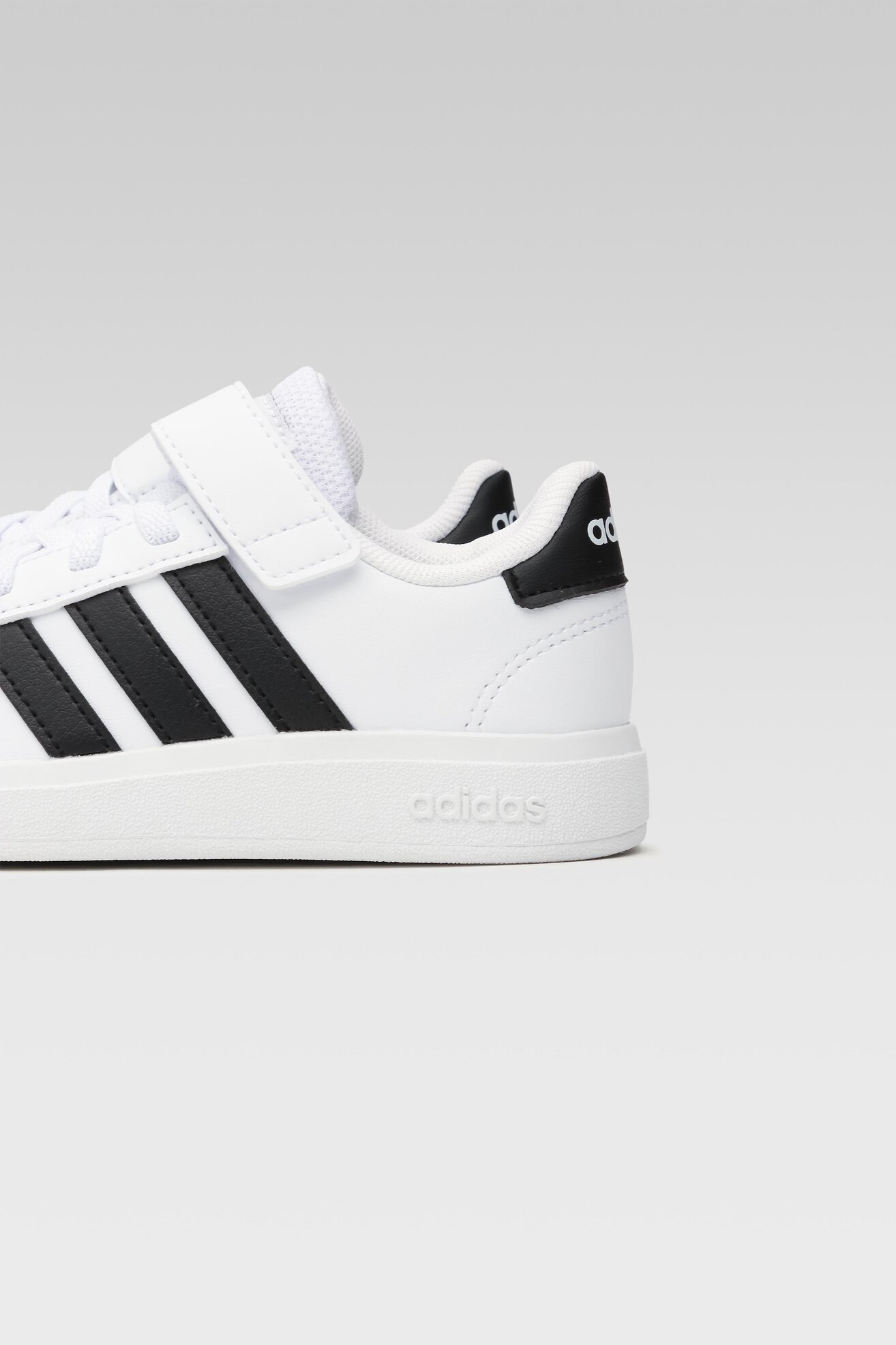 Obuwie sportowe adidas GRAND COURT 2.0 EL K GW6521 Biały