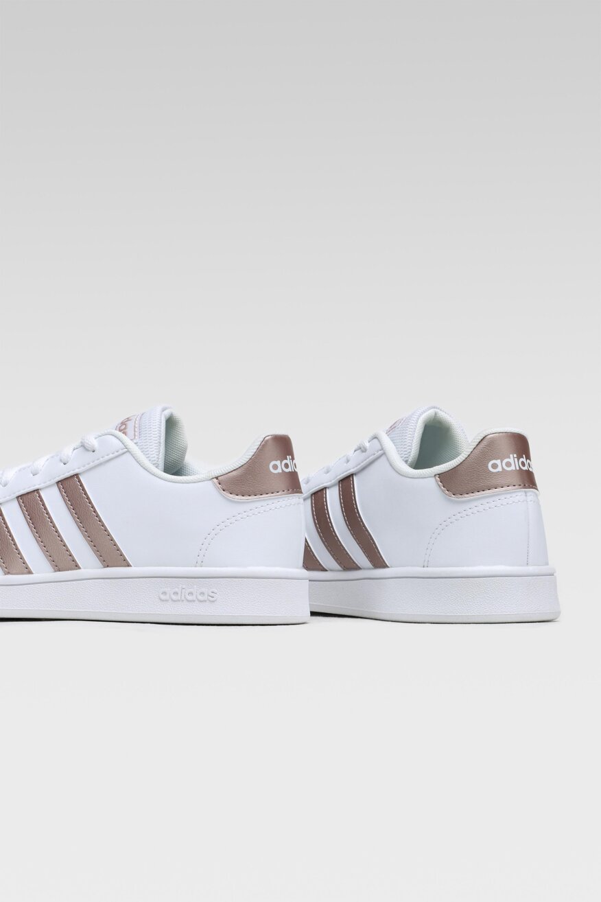 
                adidas - Obuwie sportowe pastelowe białe - 5903698262444