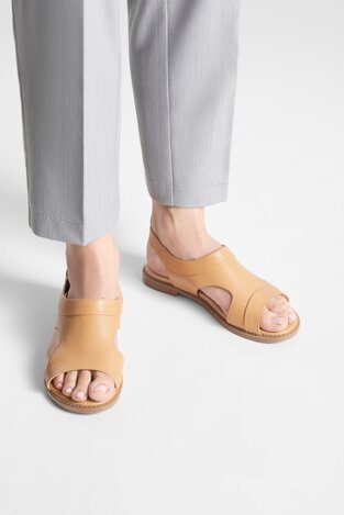 Сандалі Lasocki EST-AFIONA-09 БЕЖЕВИЙ