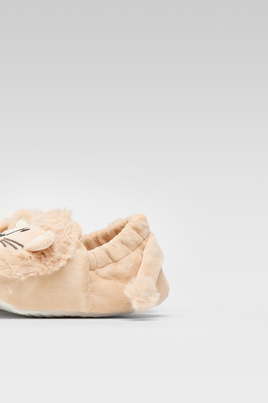 
                Action Boy - Kapcie ocieplane - 5904248881610