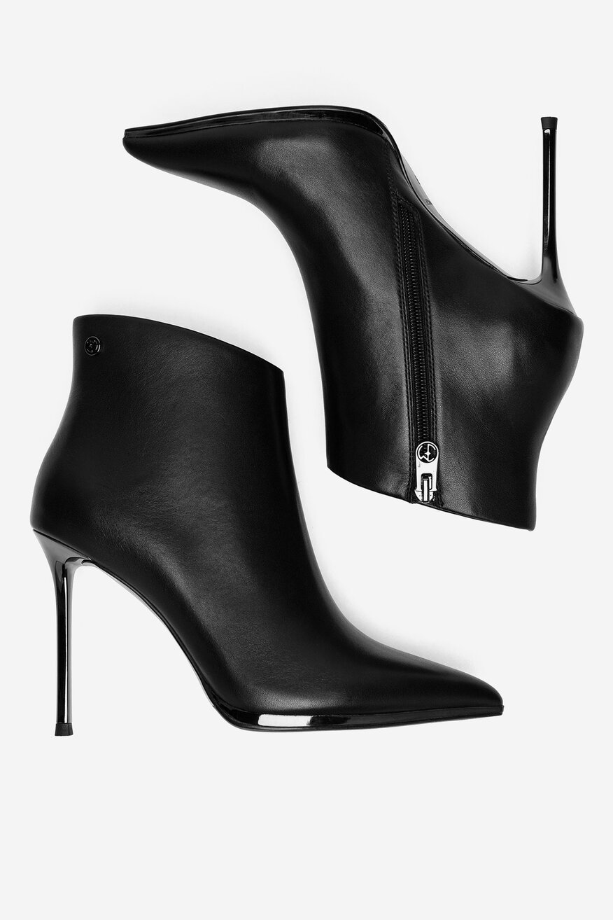 
                Bokacsizma EVA MINGE FEKETE - 5905588988717