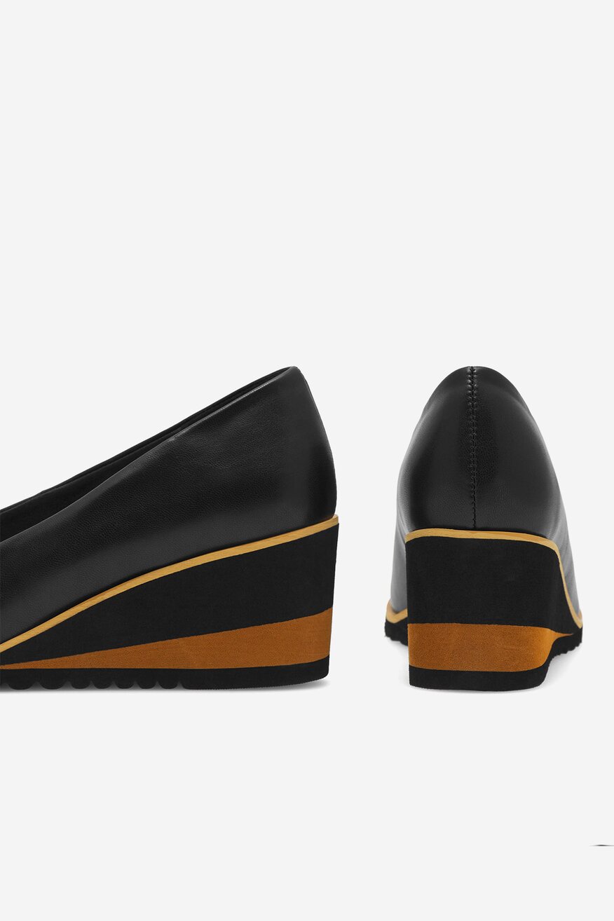 
                Напівчеревик Clara Barson ЧОРНИЙ - 5903698005492