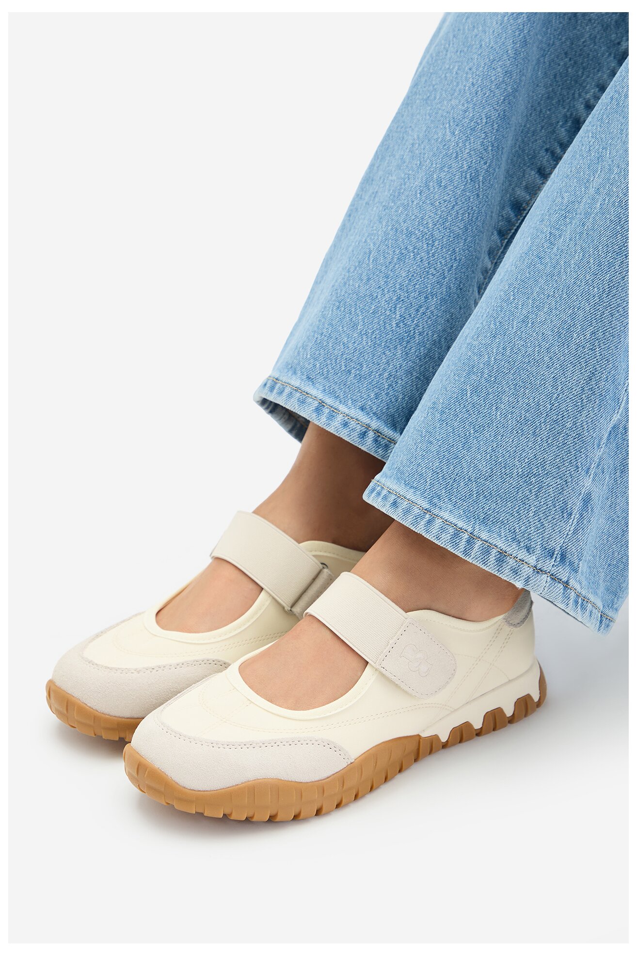 Sneakers Badura EO-AILA-YB25D32-1 Ivory