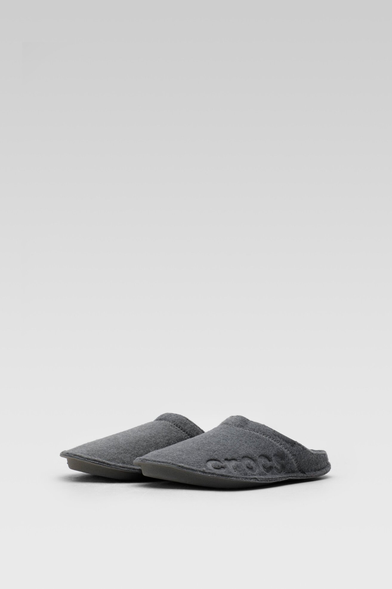 Papucs Crocs BAYA SLIPPER 205917-0IF SZÜRKE