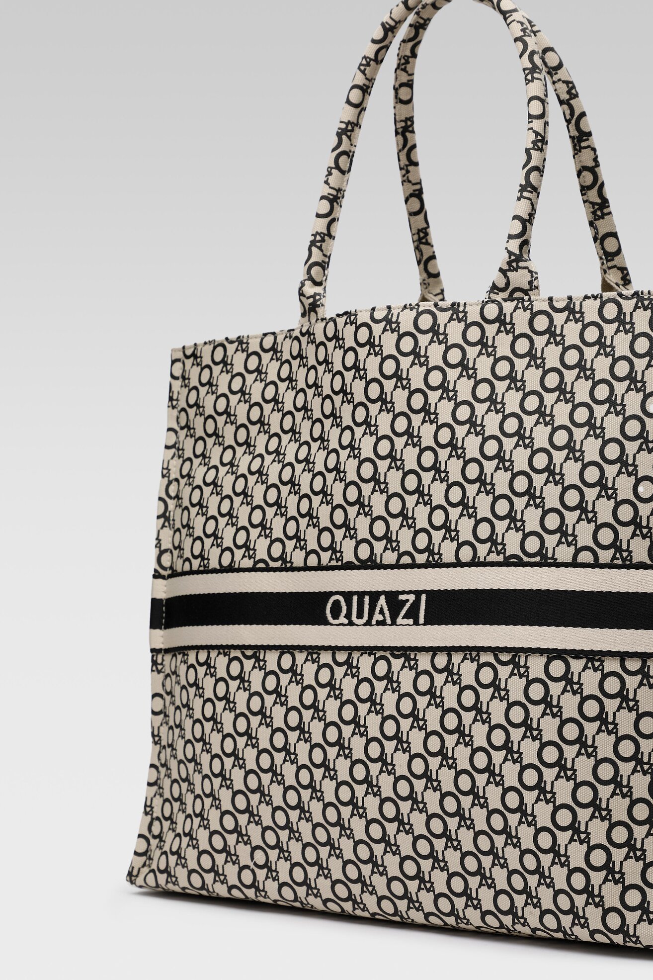 Torebka Quazi MQT-J-037-10-01 Czarny