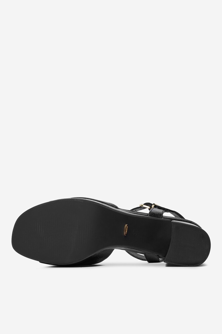 
                Сандалі DeeZee ЧОРНИЙ - 5906751911341