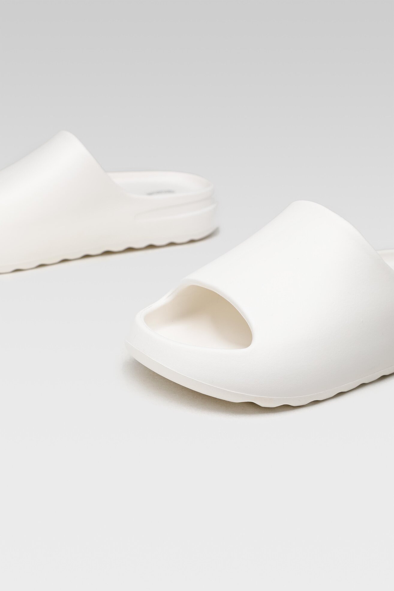 Klapki basenowe Sprandi 840005C Beżowy