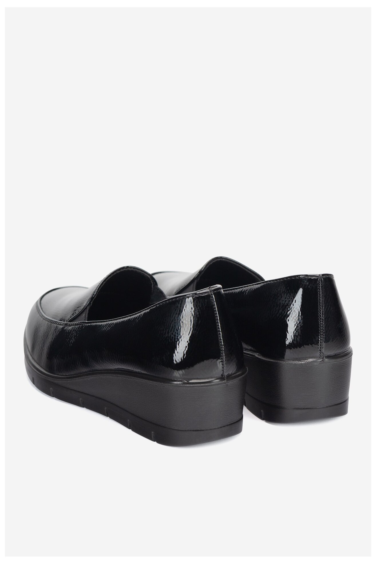 Félcipő Clara Barson WFA2811-1 FEKETE