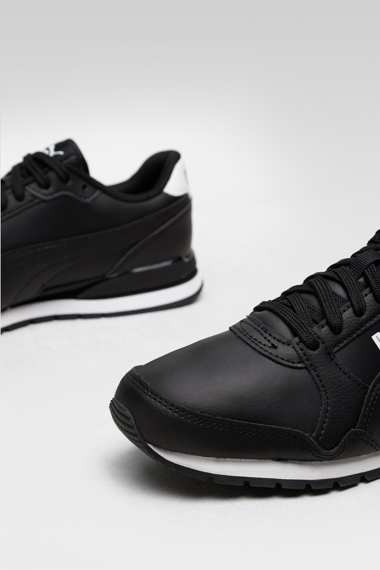 Obuwie sportowe Puma ST RUNNER V3 L 38485502 Czarny