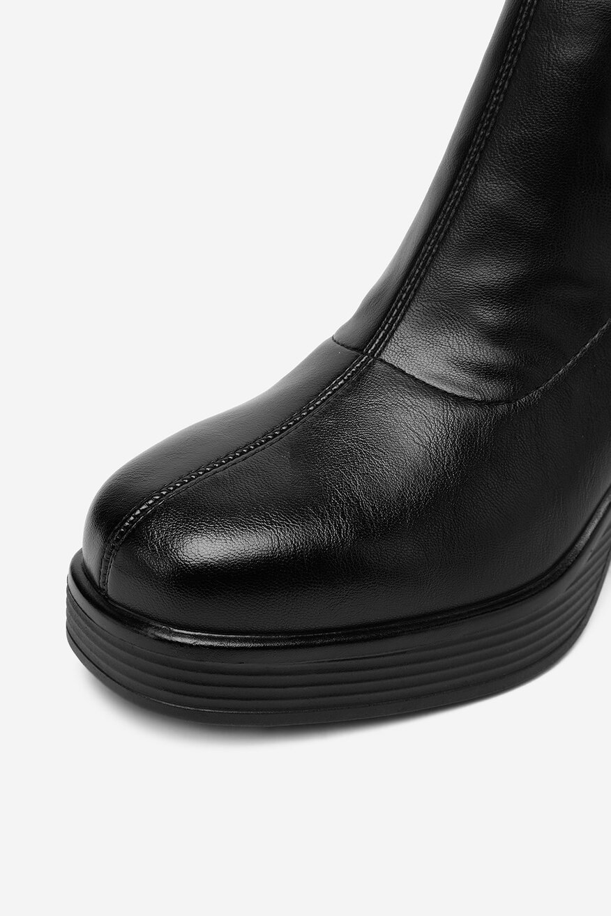 
                Kotníková obuv Jenny ČERNÁ - 5906751332825