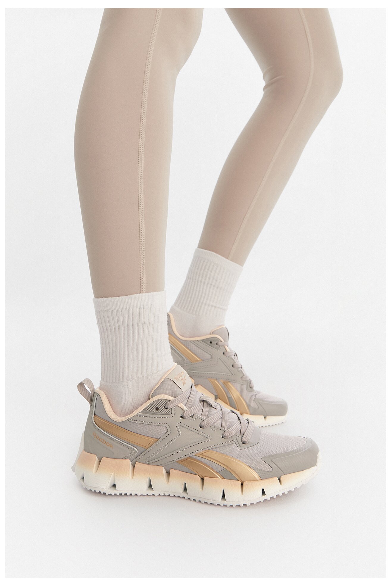 Sportska obuća Reebok CEO-ZIG VECTOR AR30153W-SOQ SIVA