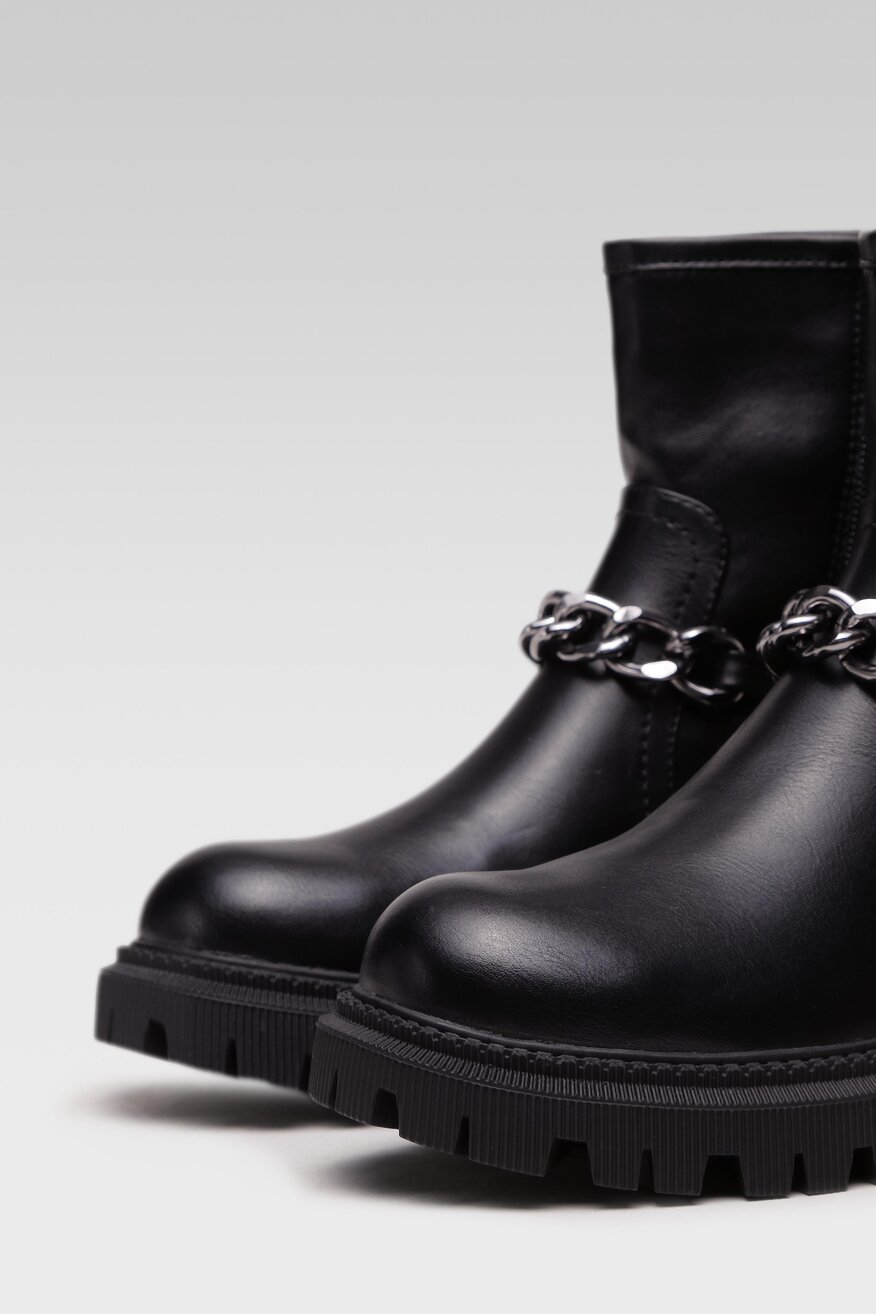 
                Ghete DeeZee NEGRU - 5904862043838