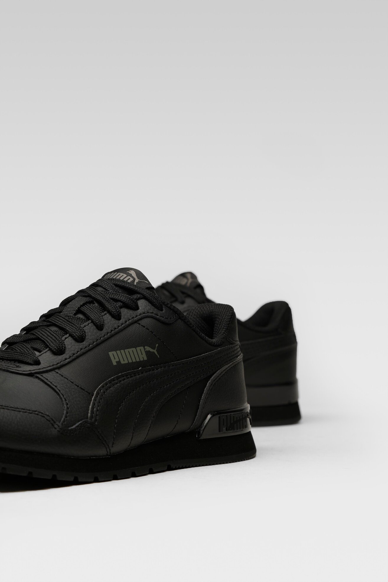 Obuwie sportowe Puma ST RUNNER V2 L JR 36695901 Czarny