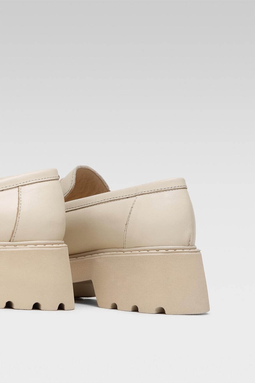 
                Badura - Mokasyny skórzane - 5904862097022