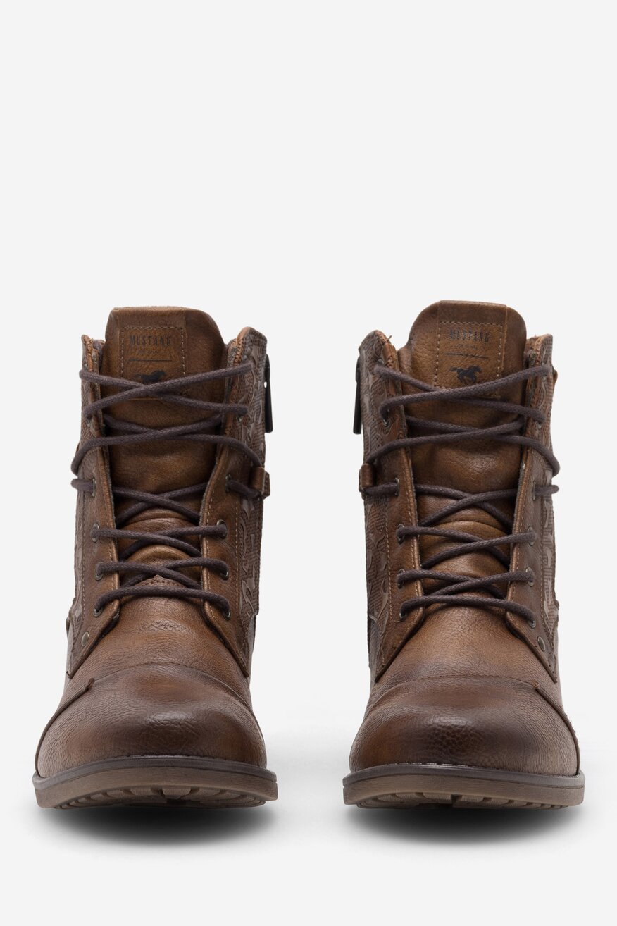 
                Csizma Mustang BARNA - 5905588859055