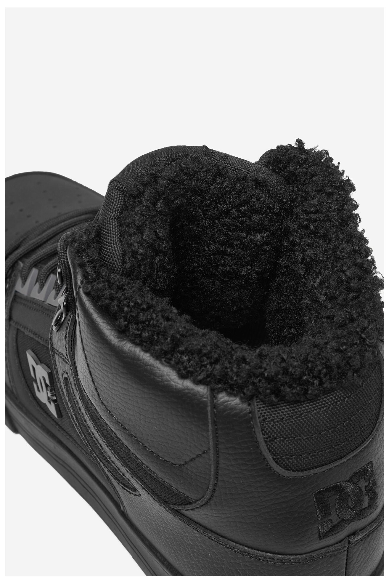 Obuwie sportowe DC Shoes CEO-V5-10118 Czarny