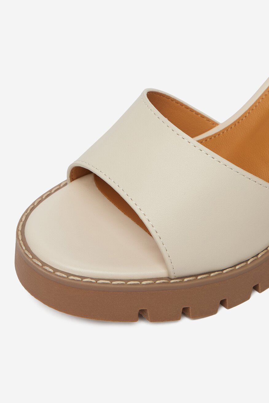 
                Сандали G-STAR RAW СВЕТЛОБЕЖОВ - 5907964014966